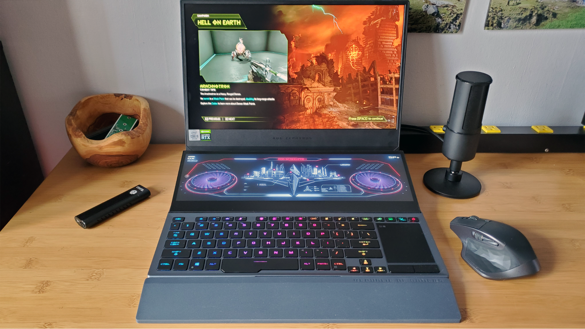 The dual-screen design of the Asus ROG Zephyrus Duo 15 GX550.