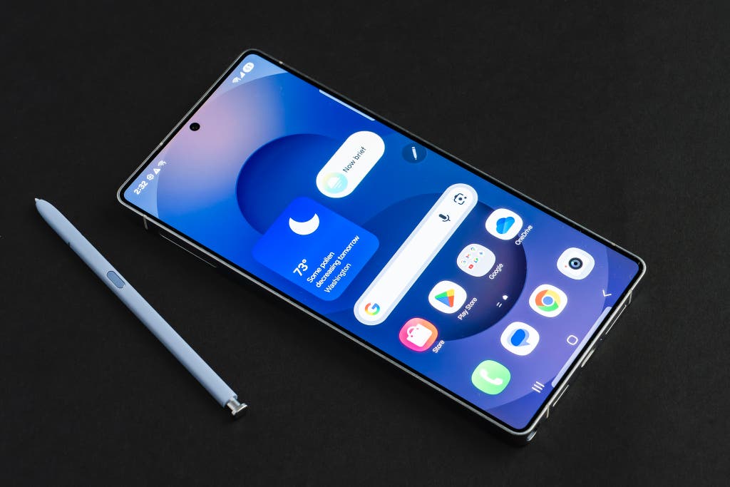 Samsung Galaxy S25 Ultra shown from the front with the S Pen stylus leaning against it.