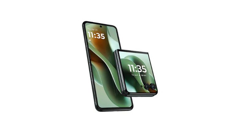 Comparison shot of the Motorola Razr Ultra 2025 in both its folded and fully open states.