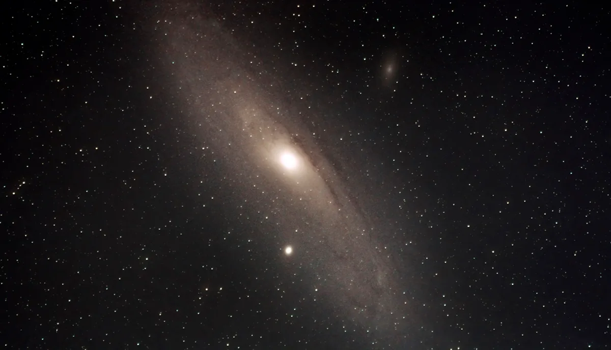 Detailed image of the Andromeda Galaxy captured by the Dwarf 3.