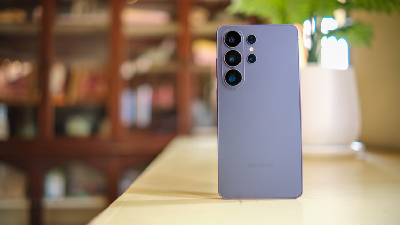 Samsung Galaxy S26 Ultra in Cobalt Violet with metallic accents.