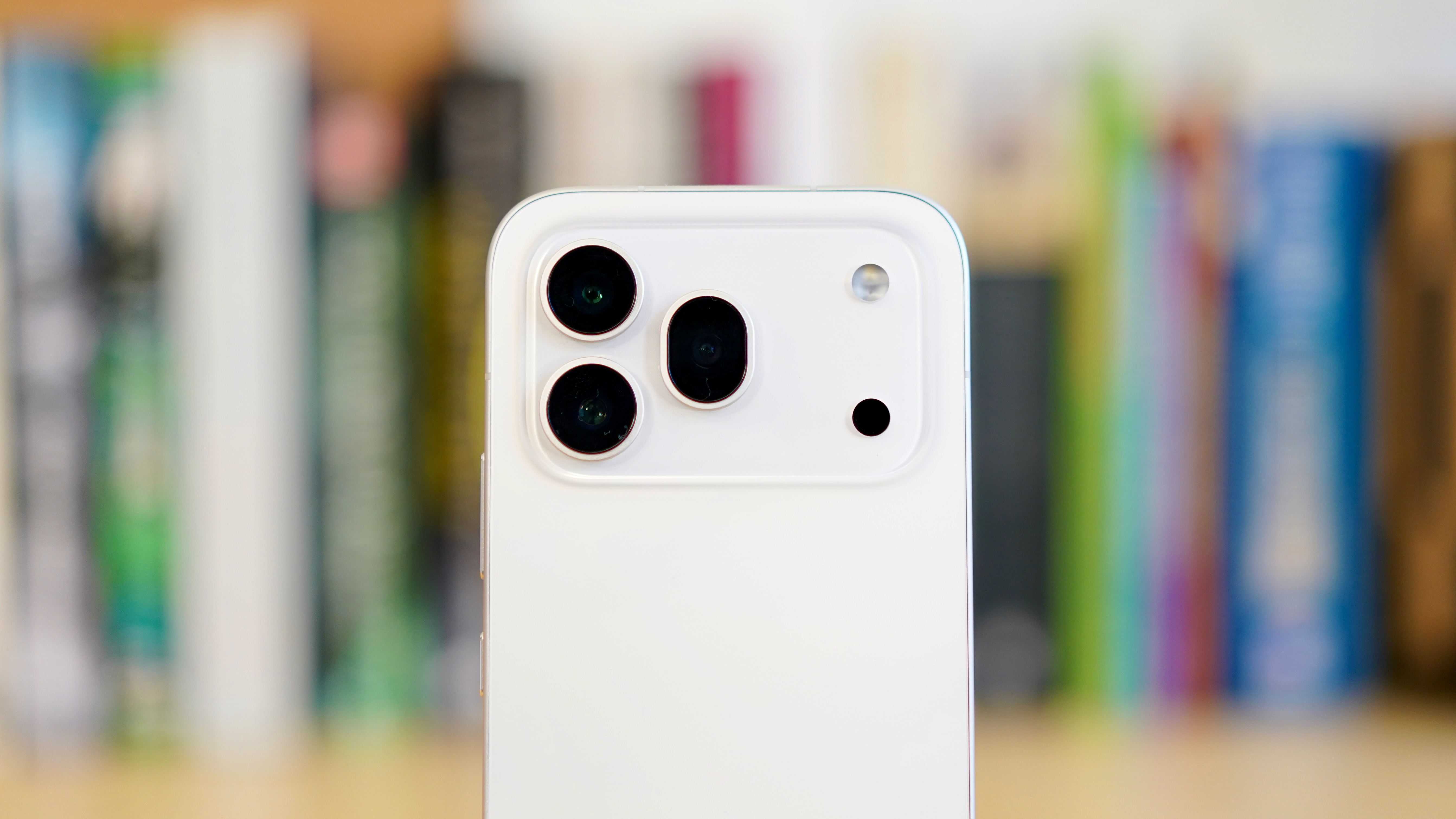 Macro close-up of the triple-lens camera module on the rear of the Honor 600 Pro.